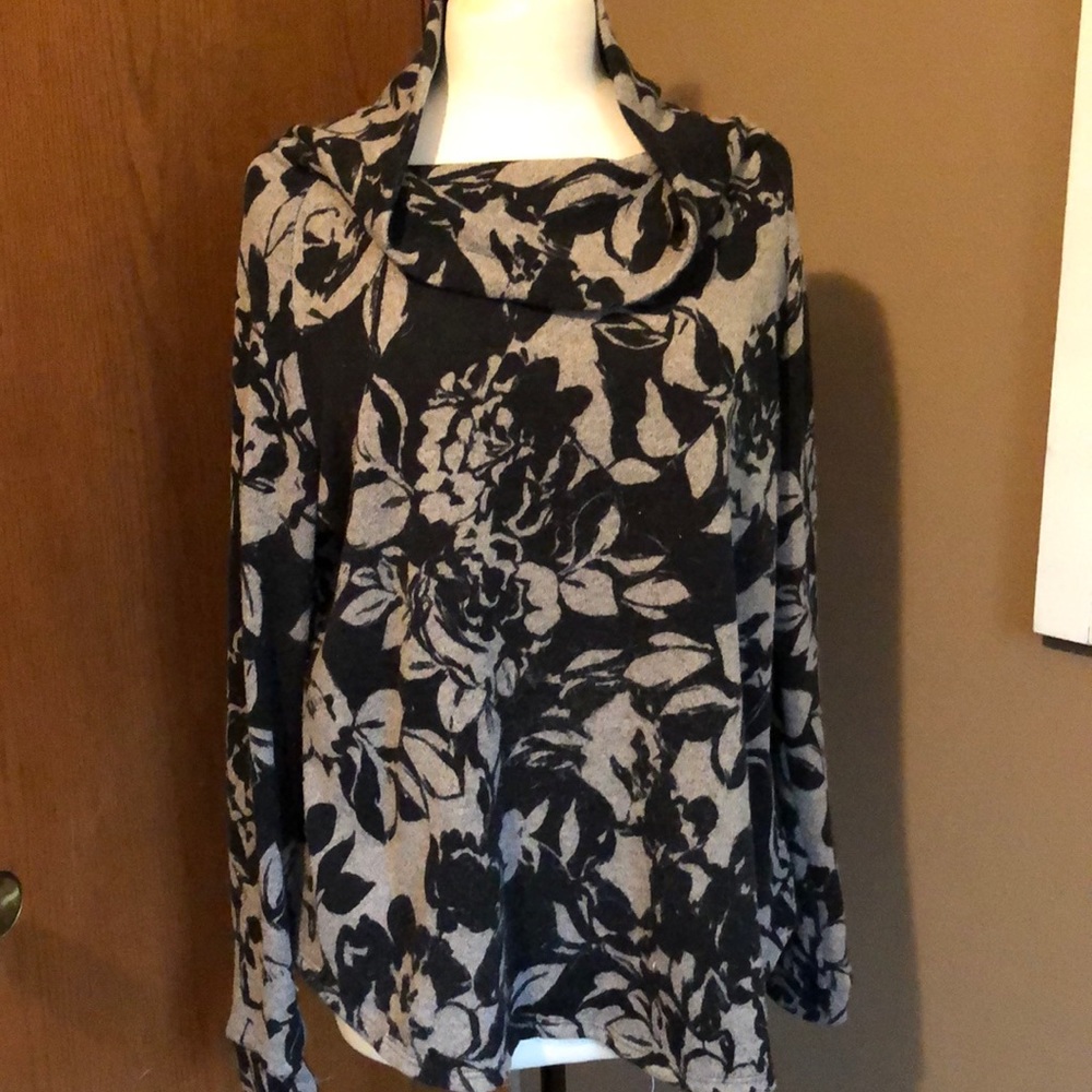 Black patterned sweater